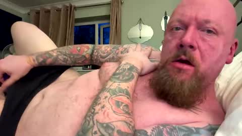 paulyb445 online show from December 2025 04:23:01 PM