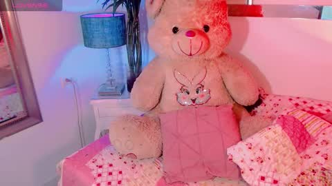 Snapshot of paytoncamila chatting on December 2025 10:09:02 AM Payton online show from December 2025 10:09:02 AM