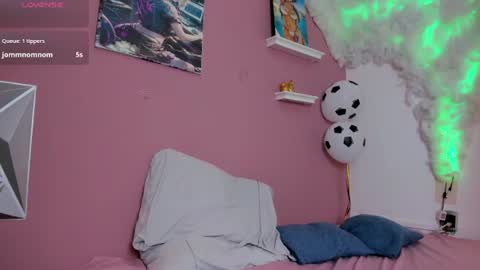 Peach  online show from June 2026 05:12:01 AM