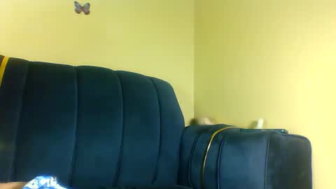 peachie online show from November 2025 12:47:01 AM