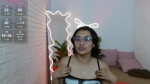 peachy_tay online show from October 2025 02:50:02 PM