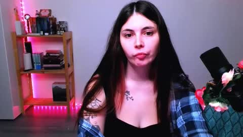 Peachy online show from October 2025 10:08:02 PM