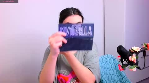 Peachy online show from December 2025 08:03:01 PM