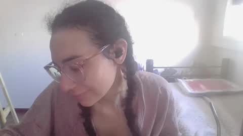 Snapshot of peachylatina1 chatting on November 2025 11:46:02 AM peachy online show from November 2025 11:46:02 AM