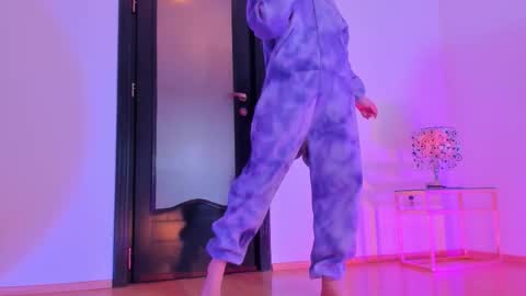 Snapshot of peanaughty chatting on February 2026 06:06:02 AM Kate online show from February 2026 06:06:02 AM