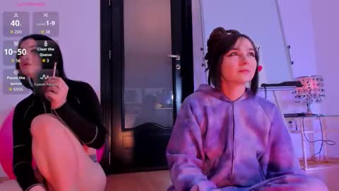 Snapshot of peanaughty chatting on February 2026 05:38:02 AM Kate online show from February 2026 05:38:02 AM