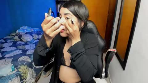 Snapshot of peanut_tangerine chatting on September 2025 12:46:02 AM Tangerine Penaut online show from September 2025 12:46:02 AM