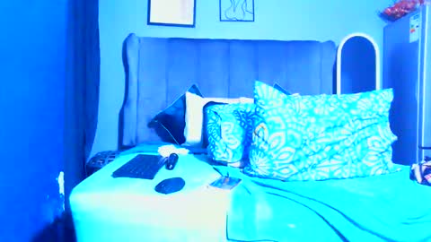 Pearl online show from June 2026 06:54:02 PM