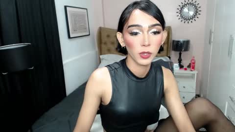 Pearl online show from February 2025 08:27:02 AM