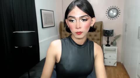 Pearl online show from March 2025 05:33:02 PM