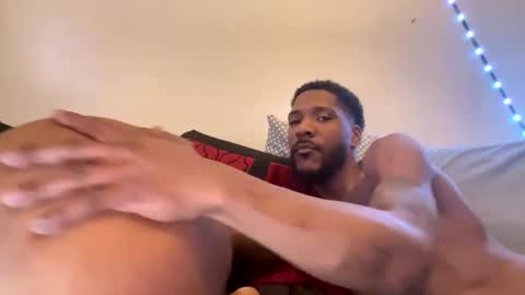 Snapshot of pebblezrocc chatting on January 2025 05:05:02 AM Pebblez N Mac Daddy online show from January 2025 05:05:02 AM