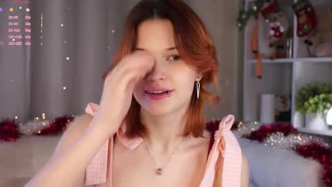 Lily online show from December 2025 02:09:02 AM