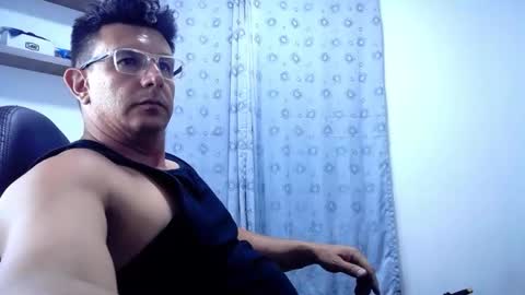 Snapshot of pedro_picapica chatting on December 2024 04:00:02 AM Pedro online show from December 2024 04:00:02 AM