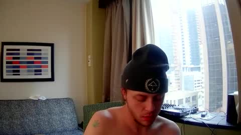 Snapshot of peeepit chatting on December 2025 03:52:02 PM peeepit online show from December 2025 03:52:02 PM