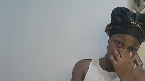 Snapshot of peetyface chatting on September 2025 11:10:01 AM Lizzy online show from September 2025 11:10:01 AM