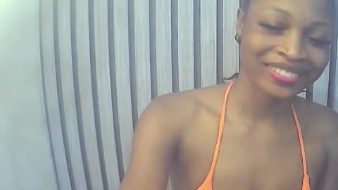 Snapshot of peetyface chatting on November 2025 12:33:01 AM Lizzy online show from November 2025 12:33:01 AM