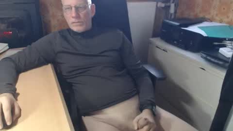 Pemue65 online show from November 2025 07:08:02 AM