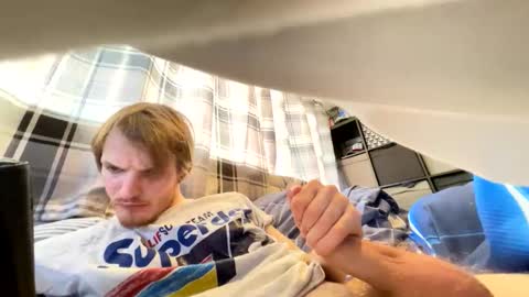 Snapshot of penguin666778 chatting on September 2025 05:12:02 PM Penguin online show from September 2025 05:12:02 PM