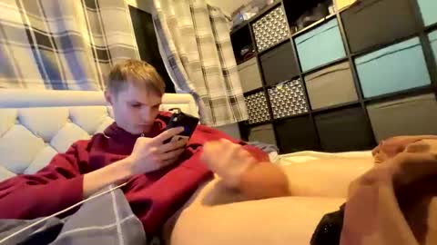 Snapshot of penguin666778 chatting on October 2025 03:08:01 AM Penguin online show from October 2025 03:08:01 AM