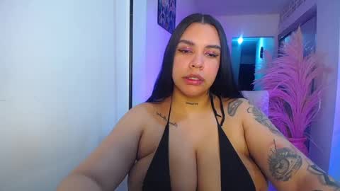 Snapshot of pennyomelons chatting on September 2025 05:01:01 PM My onlyfans   online show from September 2025 05:01:01 PM