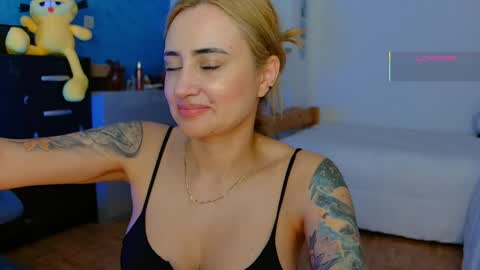 Hi Im Penelope  better vibrations  1111 online show from May 2026 10:29:02 PM