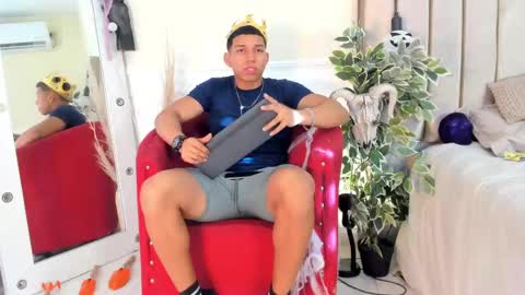 percy_god online show from November 2025 08:22:02 PM