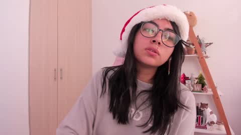 Sarah Ana Banana online show from December 2024 05:58:02 PM