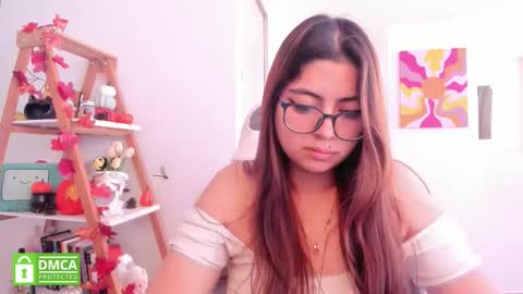 Sarah Ana Banana online show from October 2025 07:36:02 PM