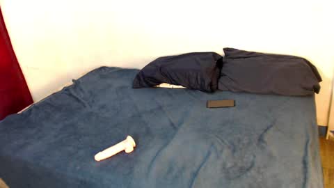 Snapshot of perfect_cum69 chatting on December 2024 10:48:01 PM ronna babe online show from December 2024 10:48:01 PM