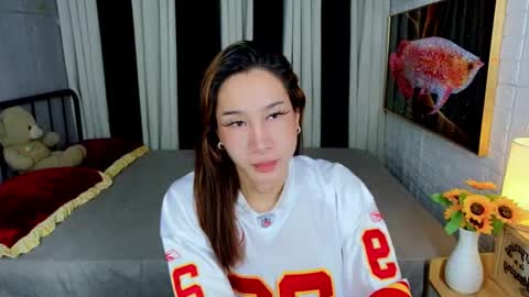 Chloe online show from October 2025 04:40:02 AM