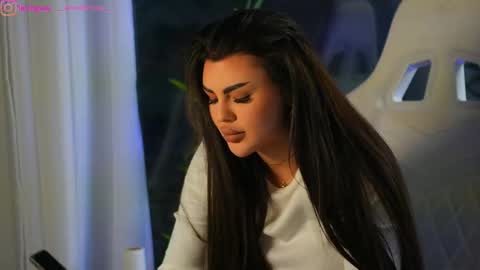 Dee online show from December 2024 08:34:02 AM