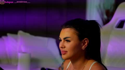 Dee online show from September 2025 03:05:01 PM