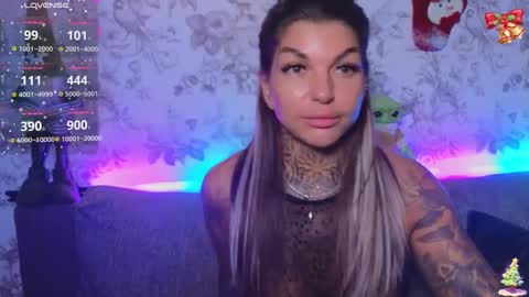 Snapshot of perfecttbaby77n chatting on December 2024 10:13:01 AM Anna online show from December 2024 10:13:01 AM