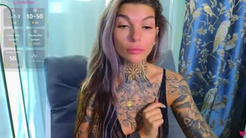 Snapshot of perfecttbaby77n chatting on October 2025 09:28:02 AM Anna online show from October 2025 09:28:02 AM