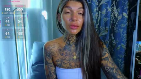 Snapshot of perfecttbaby77n chatting on October 2025 08:51:02 AM Anna online show from October 2025 08:51:02 AM