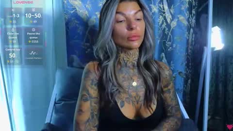 Snapshot of perfecttbaby77n chatting on October 2025 07:23:01 AM Anna online show from October 2025 07:23:01 AM