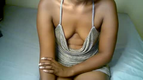 Snapshot of peru_queen chatting on May 2026 07:00:01 PM peru_queen online show from May 2026 07:00:01 PM
