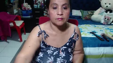Snapshot of pervert_mommy_x chatting on December 2024 10:34:02 AM SAMY online show from December 2024 10:34:02 AM