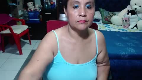 Snapshot of pervert_mommy_x chatting on December 2024 11:00:01 AM SAMY online show from December 2024 11:00:01 AM
