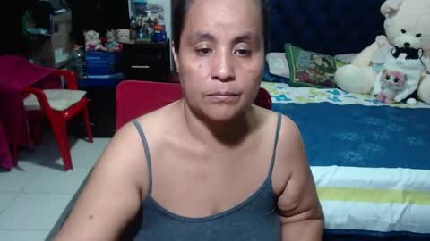 Snapshot of pervert_mommy_x chatting on December 2024 10:45:02 AM SAMY online show from December 2024 10:45:02 AM