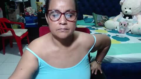 Snapshot of pervert_mommy_x chatting on December 2024 06:56:02 PM SAMY online show from December 2024 06:56:02 PM