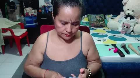 Snapshot of pervert_mommy_x chatting on December 2024 11:04:01 AM SAMY online show from December 2024 11:04:01 AM
