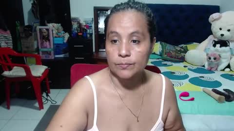 Snapshot of pervert_mommy_x chatting on December 2024 01:28:01 PM SAMY online show from December 2024 01:28:01 PM