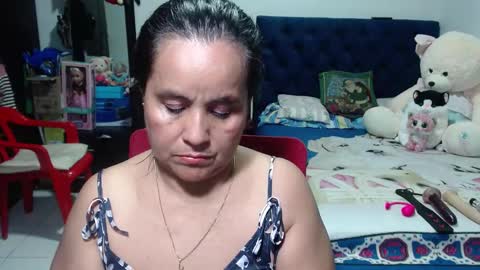 Snapshot of pervert_mommy_x chatting on January 2025 10:43:01 AM SAMY online show from January 2025 10:43:01 AM