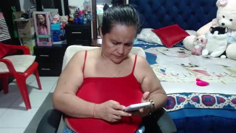 Snapshot of pervert_mommy_x chatting on January 2025 03:09:02 PM SAMY online show from January 2025 03:09:02 PM