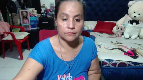 Snapshot of pervert_mommy_x chatting on January 2025 09:46:01 AM SAMY online show from January 2025 09:46:01 AM
