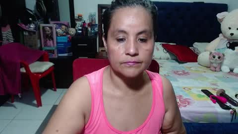 Snapshot of pervert_mommy_x chatting on January 2025 11:50:01 AM SAMY online show from January 2025 11:50:01 AM