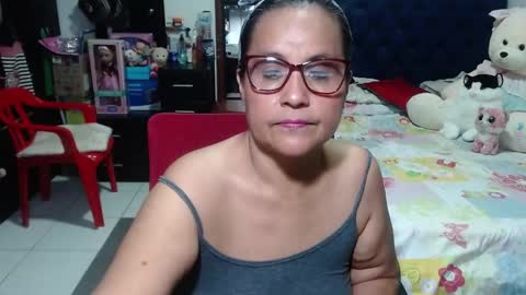 Snapshot of pervert_mommy_x chatting on January 2025 11:11:01 AM SAMY online show from January 2025 11:11:01 AM