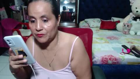 Snapshot of pervert_mommy_x chatting on January 2025 11:06:02 AM SAMY online show from January 2025 11:06:02 AM