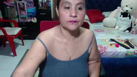 Snapshot of pervert_mommy_x chatting on February 2025 09:26:02 AM SAMY online show from February 2025 09:26:02 AM